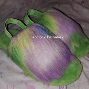 UGG Fluff Yeah "Apple" Women's Size 5